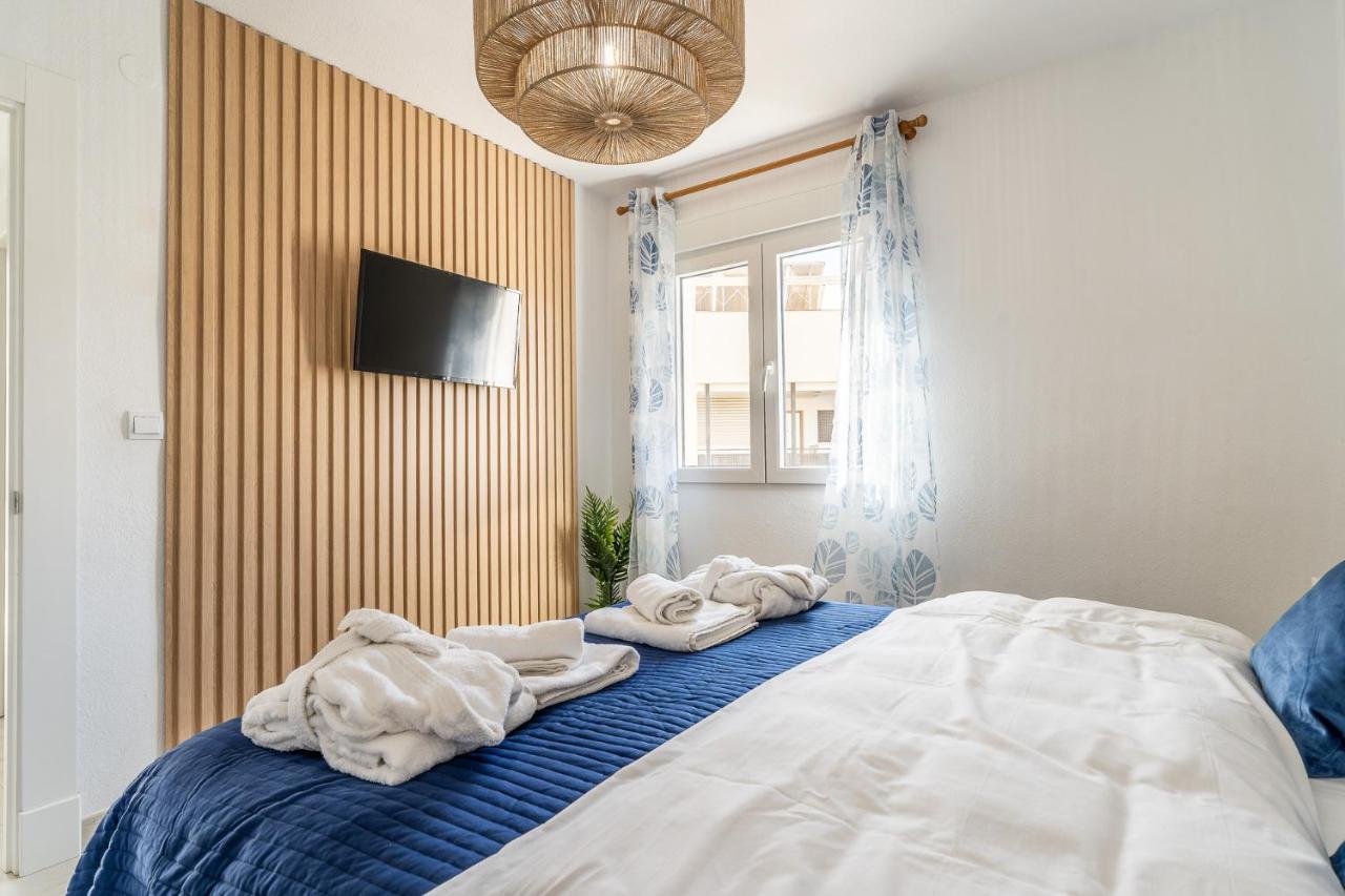 Sea View 2 Bedroom Apartment 2 Min Away From The Beach Torremolinos Exterior photo
